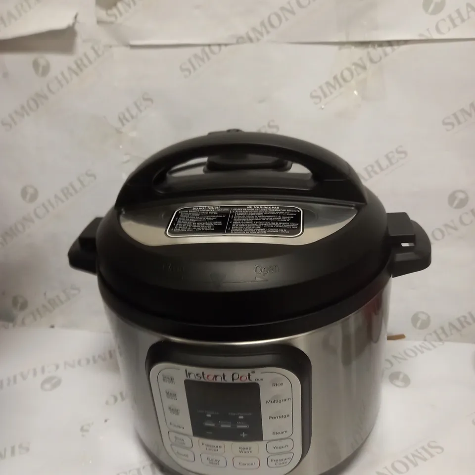 INSTANT POT DUO SMART PRESSURE COOKER