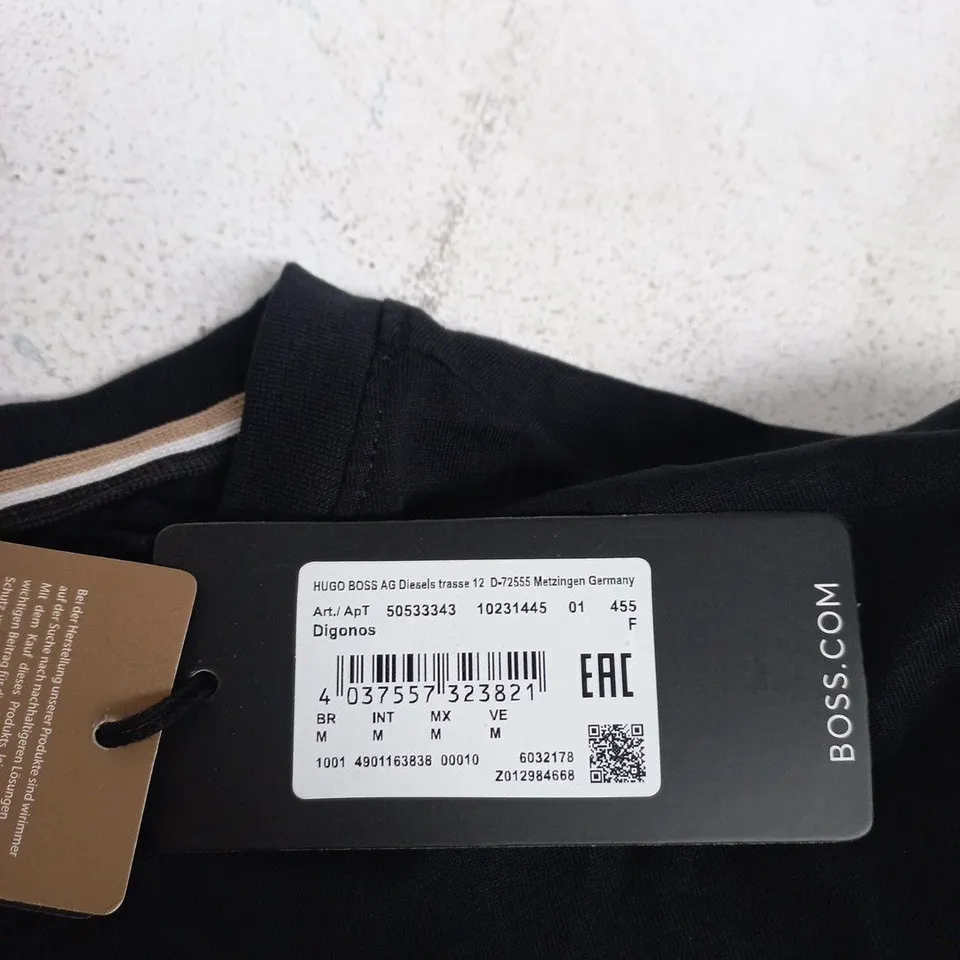 HUGO BOSS BLACK T-SHIRT – MEN'S, STRIPED NECKLINE, WITH TAGS SIZE M