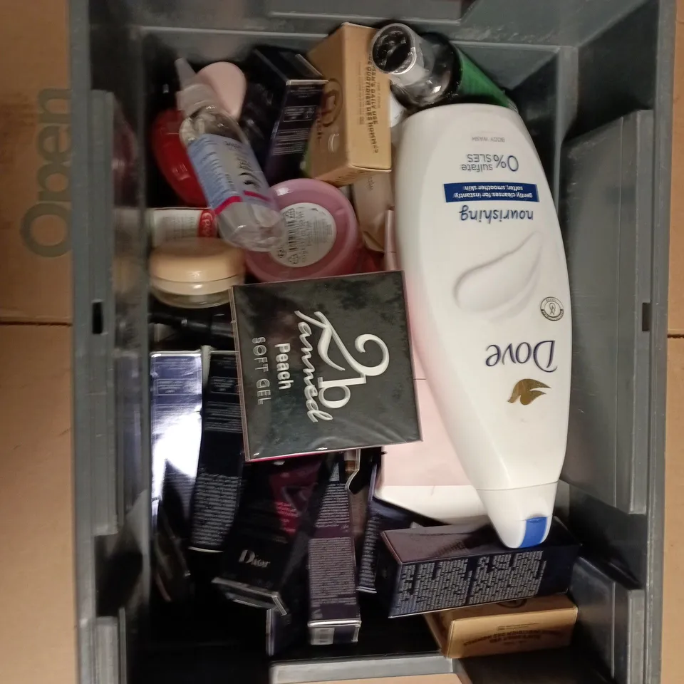 APPROXIMATEY 20 ASSORTED HEALTH AND BEAUTY PRODUCTS TO INCLUDERIMMEL MUTLI TASKER PRIMER, CERAVE SMOOTHING CREAM, DIOR FOREVER FOUNDATION ETC 