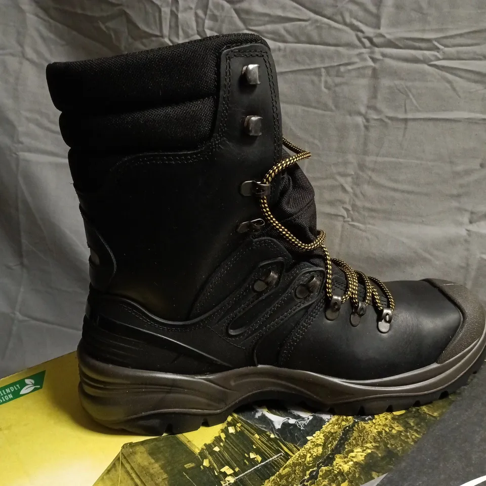 GRISPORT DYNAMITE AMG040BK BLACK SAFETY BOOTS – UK 11