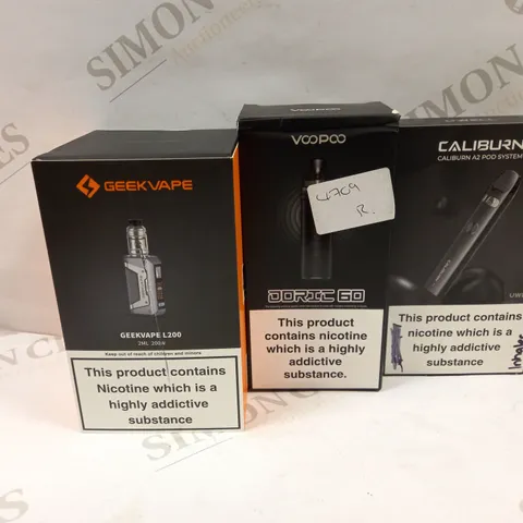 LOT OF APPROXIMATELY 26  E-CIGARETTES AND LIQUIDS TO INCLUDE UWELL CALIBURN A2 POD SYSTEM, VOOPOO DORIC 60, GEEKVAPE L200, ETC