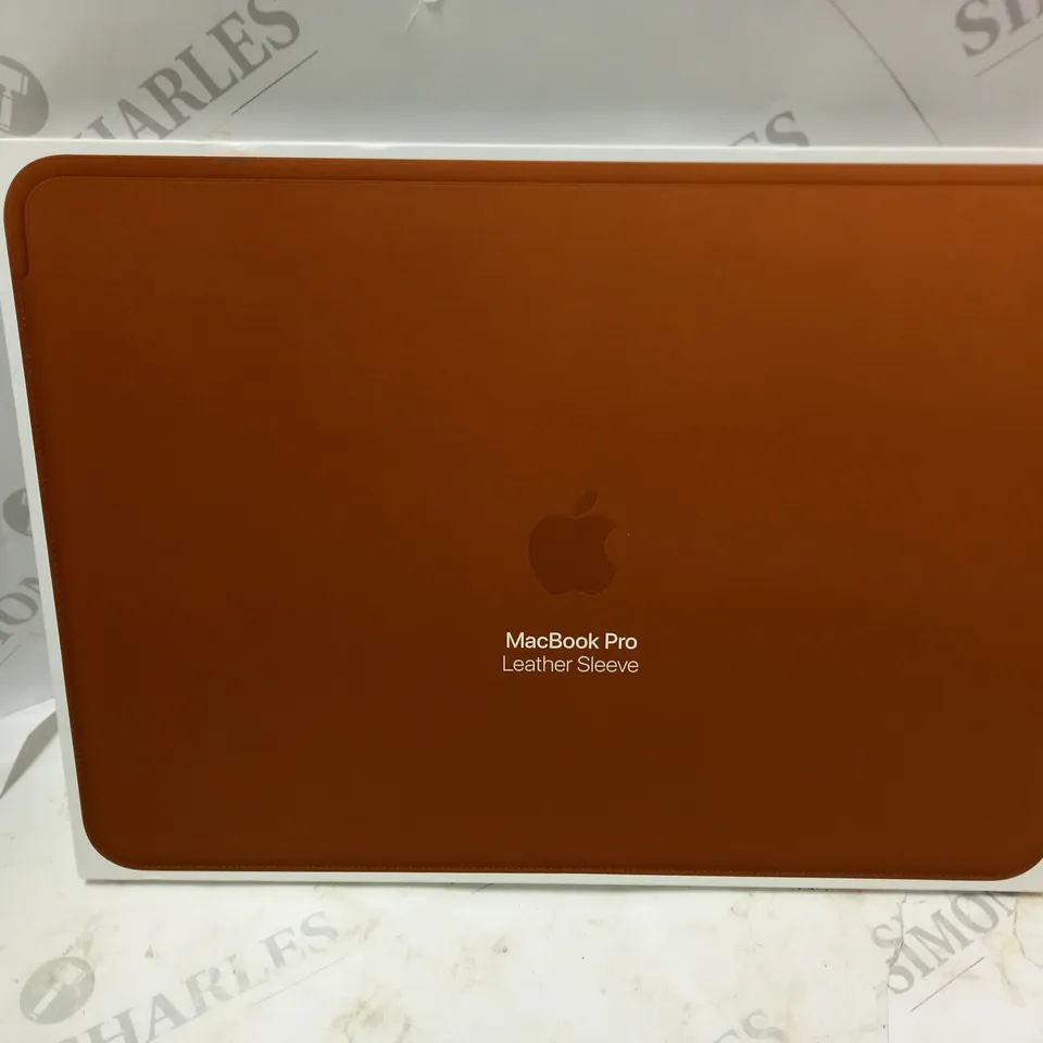 BOXED APPLE MACBOOK PRO LEATHER SLEEVE