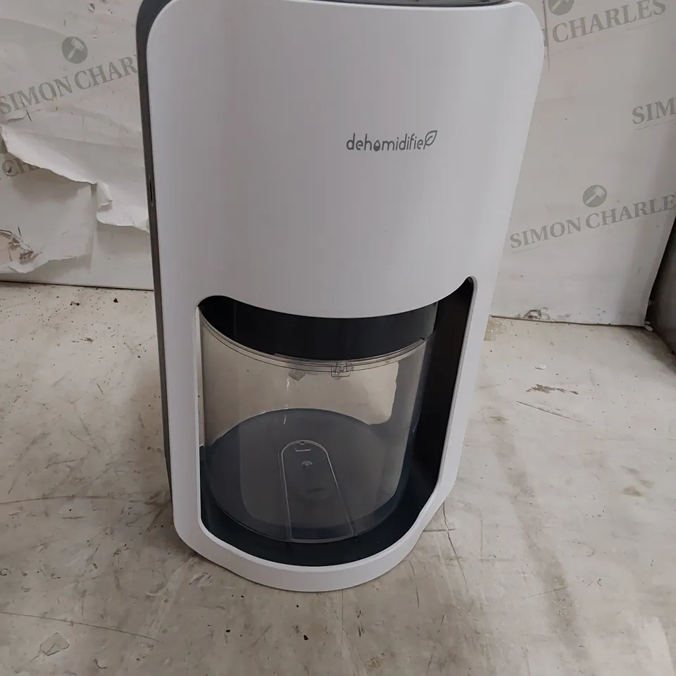 DEHUMIDIFIER Model DH-C506