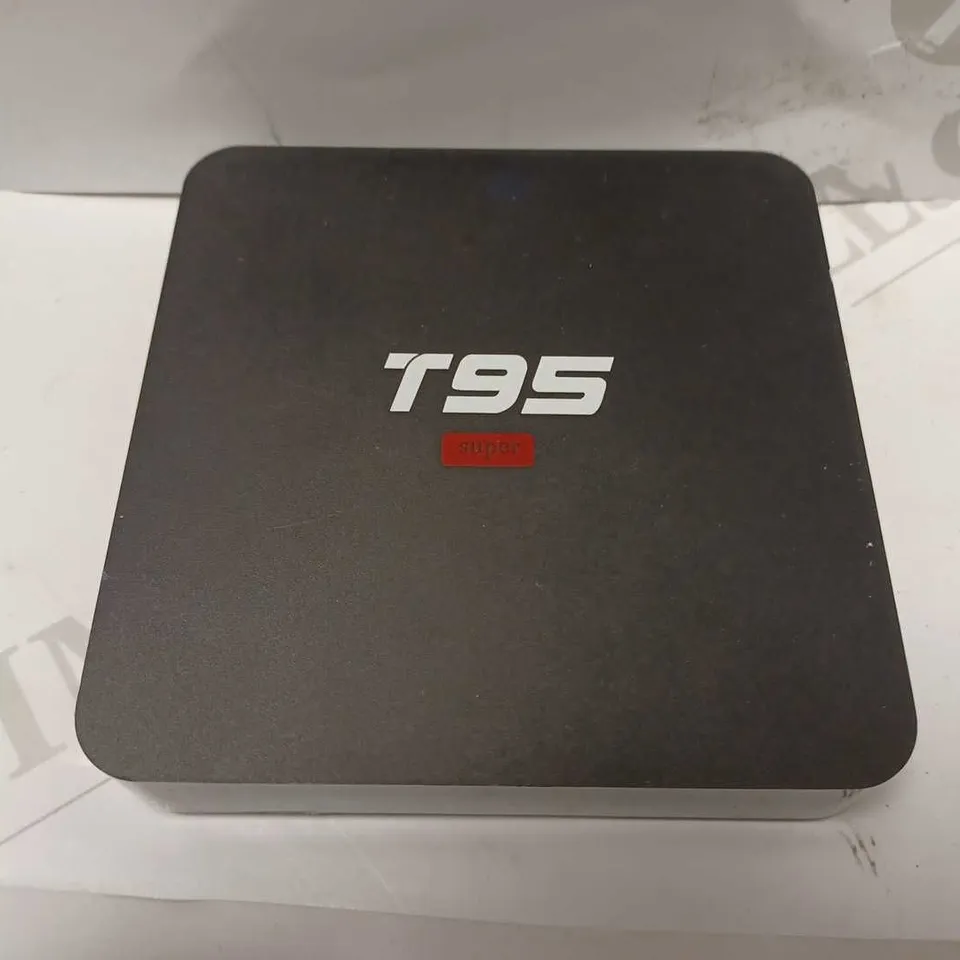 ANDROID 10.0 TV BOX T95SUPER