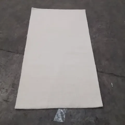 QUALITY DESIGNER AREA RUG - APPROXIMATELY 150X80CM