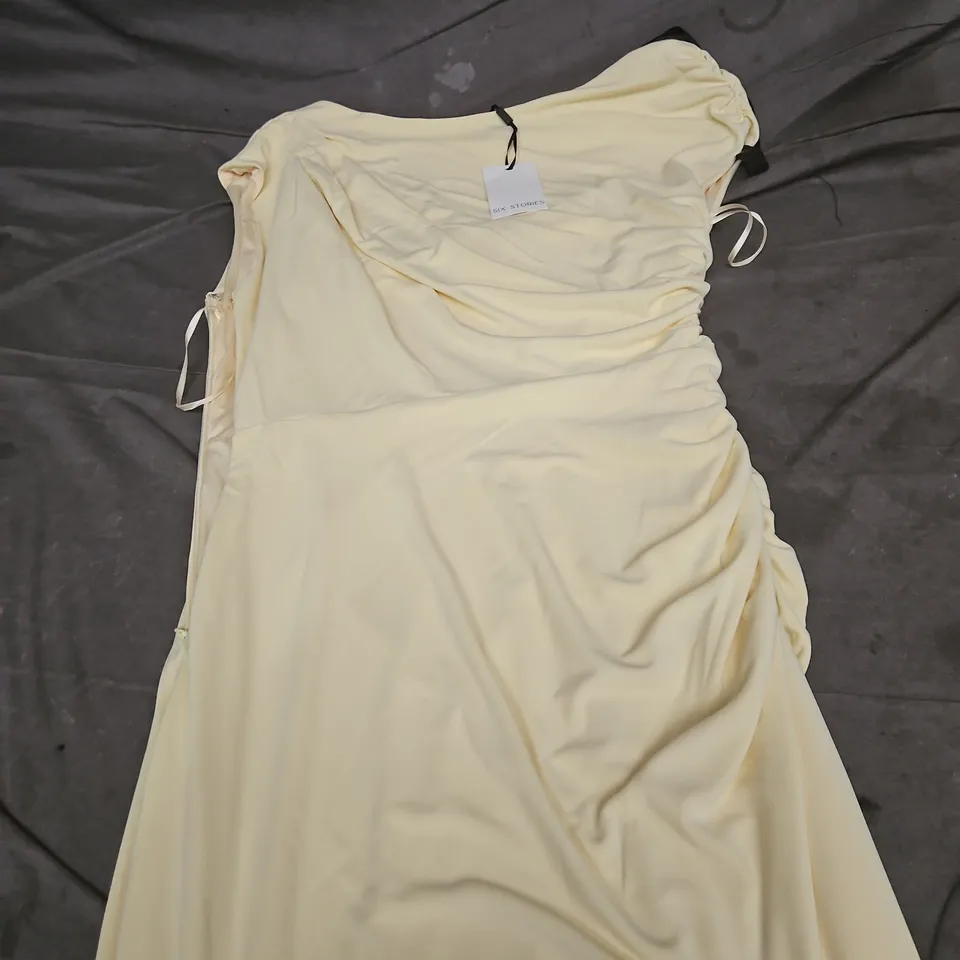 BRIDESMAID DRESS - SLASH NECK, DRAPED, STRETCH, IVORY SIZE 12