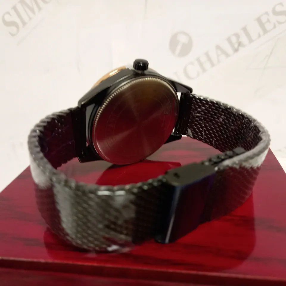 STOCKWELL DATE DIAL MESH STRAP WRISTWATCH RRP £650
