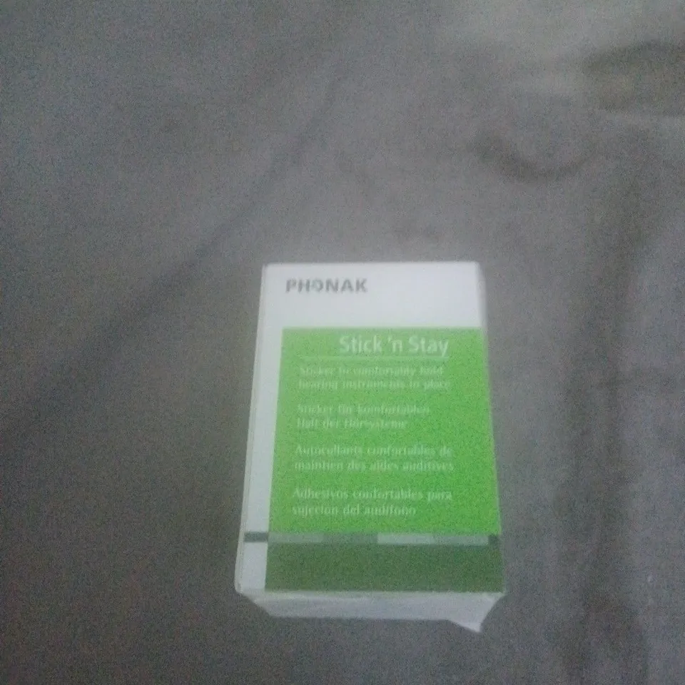 BOX OF APPROXIMATELY 20 ASSORTED HOUSEHOLD ITEMS INCLUDING GIFT RIBBON , STICK & STAY TAPE AND MOBILE PHONE USB