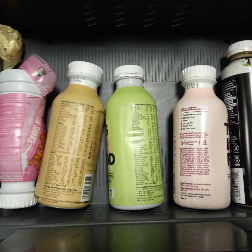 APPROXIMATELY 8 ASSORTED FOOD ITEMS TO INCLUDE - HUEL VANILLA , YFOOD SALTED CARAMEL , HUEL CHOCOLATE ETC