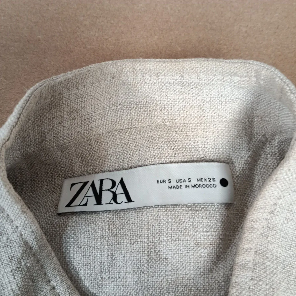 ZARA ZIP-UP LIGHTWEIGHT JACKET – BEIGE, EU S (UK SIZE NOT SHOWN) – MADE IN MOROCCO