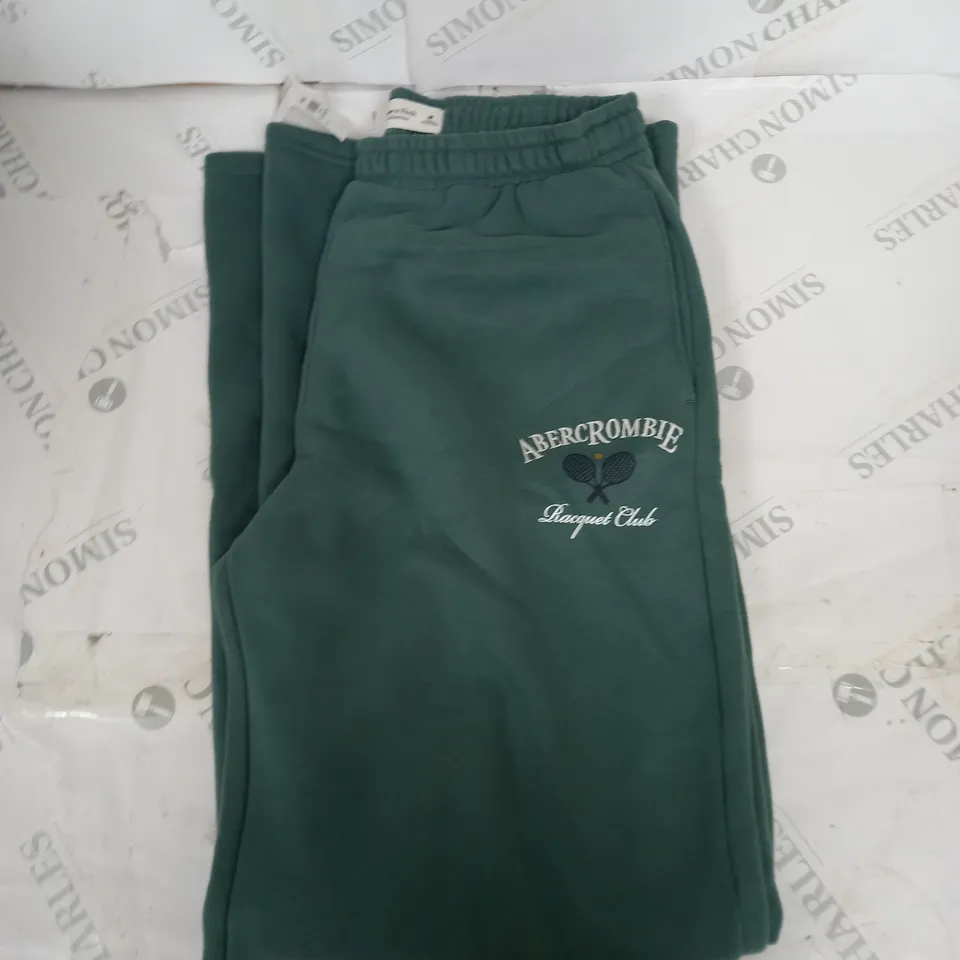 ABERCROMBIE AND FITCH RACQUET CLUN WIDE LEG JOGGERS SIZE M