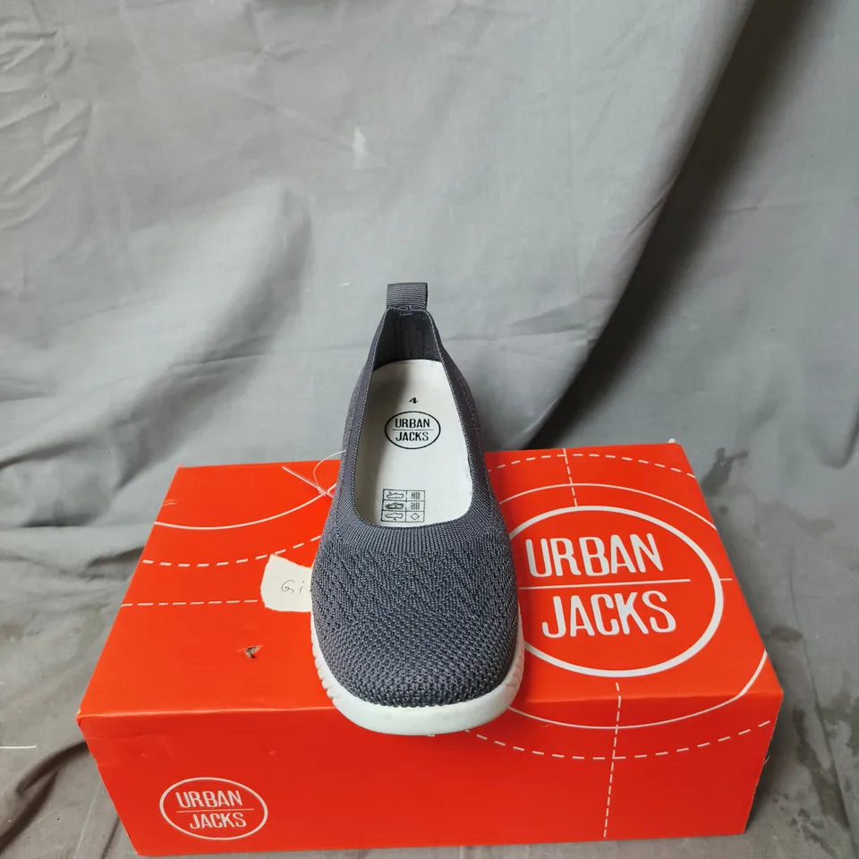 URBAN JACKS KIDS' KNIT SLIP-ON SHOES – GREY UK SIZE 4