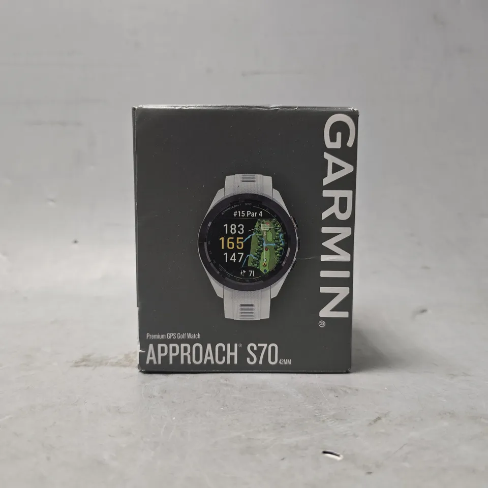 BOXED GARMIN APPROACH S70 GOLF WATCH 