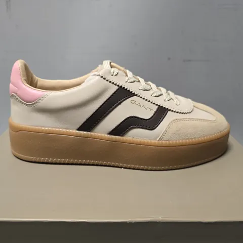 BOXED GANT CUZMANI SUEDE + NAPA TRAINER - SIZE 37