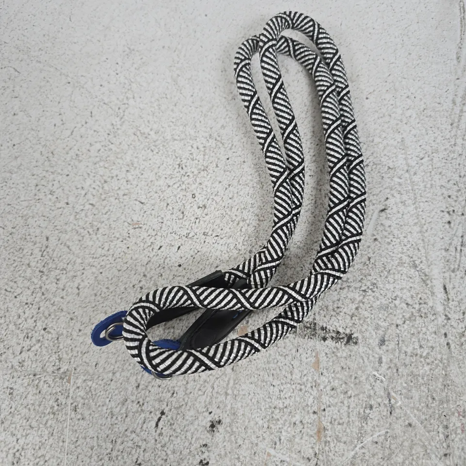 BOXED ROPE CAMERA STRAP - BEERS & CAMERAS 