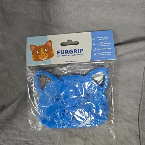 APPROXIMATELY 120 FURGRIP LAUNDRY PET HAIR REMOVERS - CAT