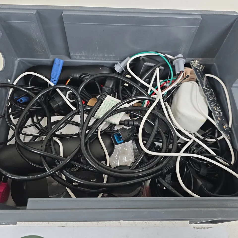 APPROXIMATELY 15 ASSORTED HOUSEHOLD PRODUCTS TO INCLUDE REMOTE CONTROLS , ASSORTED CABLES AND SKY BOX