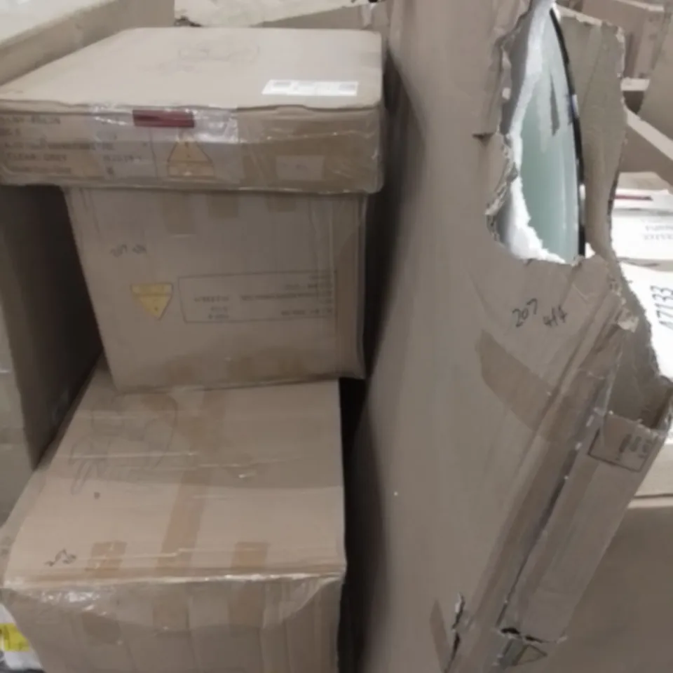 BOXED ALICE CLEAR/GREY DINING SET OF TABLE & 4 CHAIRS - BOXES 1,2,3 & 4 OF 5 ONLY