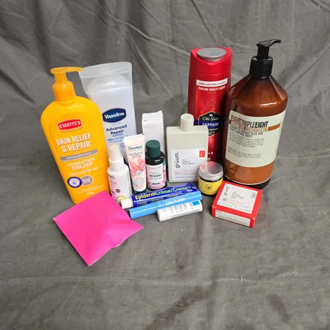 APPROXIMATELY 20 ASSORTED HEALTH & BEAUTY PRODUCTS TO INCLUDE - OLD SPICE 3IN1 WASH - VASELINE ADVANCED REPAIR - THE ORDINARY CAFFEINE SOLUTION 5% - ETC