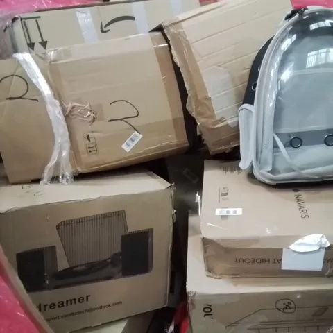 PALLET CONTAINING VARIOUS ASSORTED BOXED HOUSEHOLD ITEMS TO INCLUDE: TURNTABLE SYSTEM, CHILDREN'S BACK PACK, FILING CABINET AND LOTS MORE UNMARKED BOXED ITEMS 