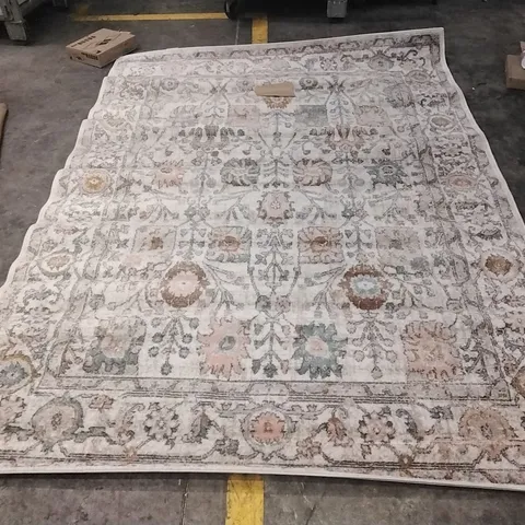 AREA RUG APPROXIMATELY 270X200CM 