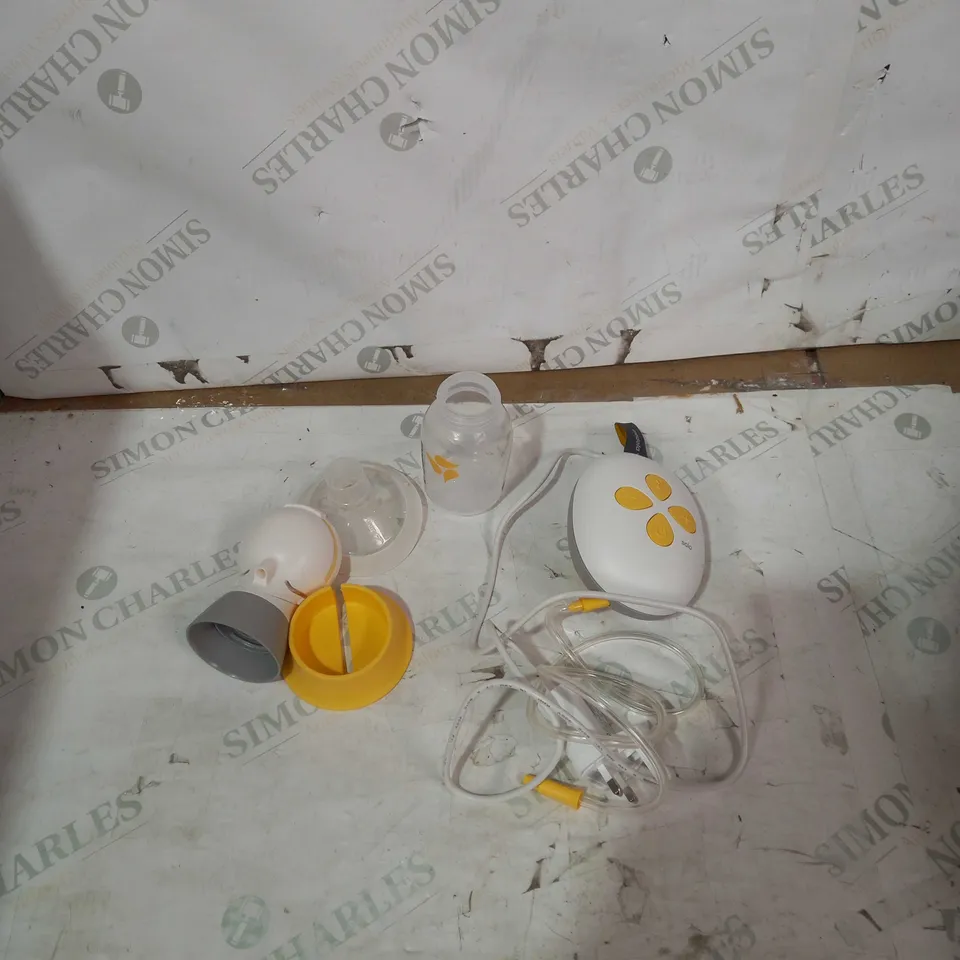 BOXED MEDELA SOLO SINGLE ELECTRIC BREAST PUMP 