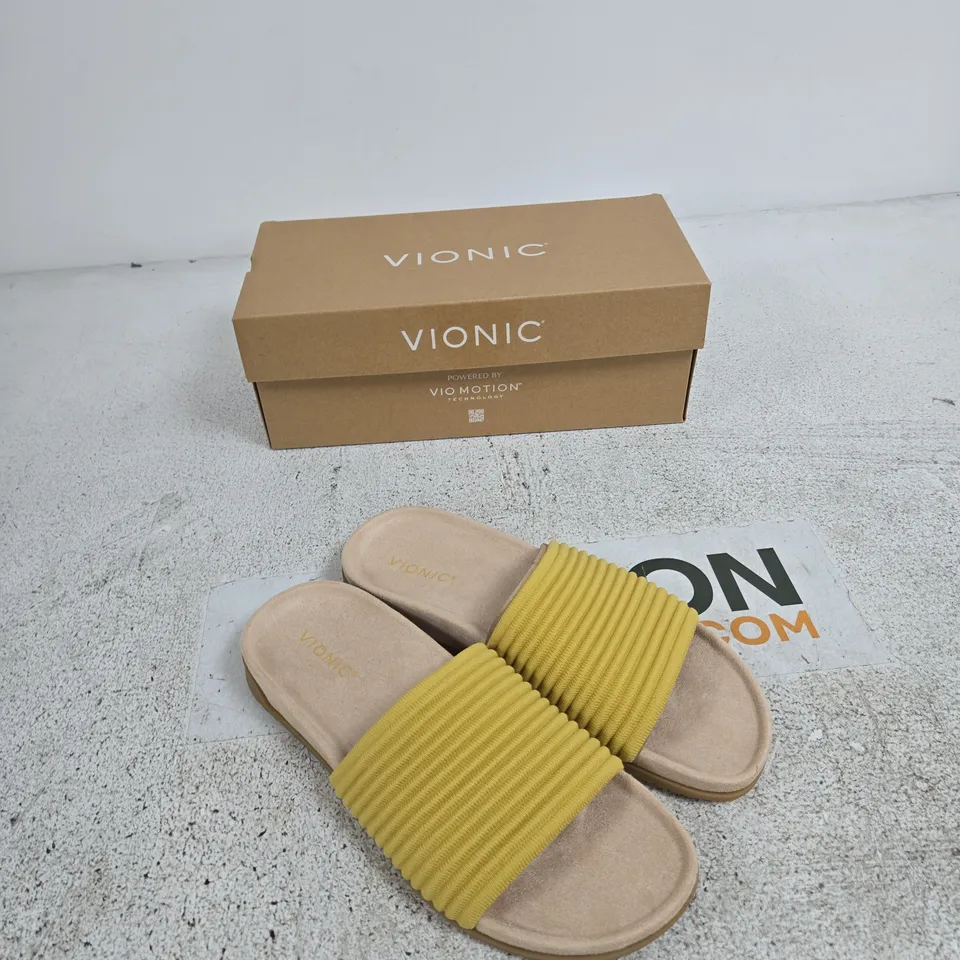 VIONIC WOMEN'S YELLOW RIBBED STRAPPY SLIDE SANDALS UK 7