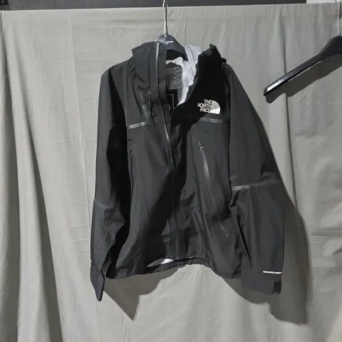 THE NORTH FACE REMASTERED JACKET – BLACK