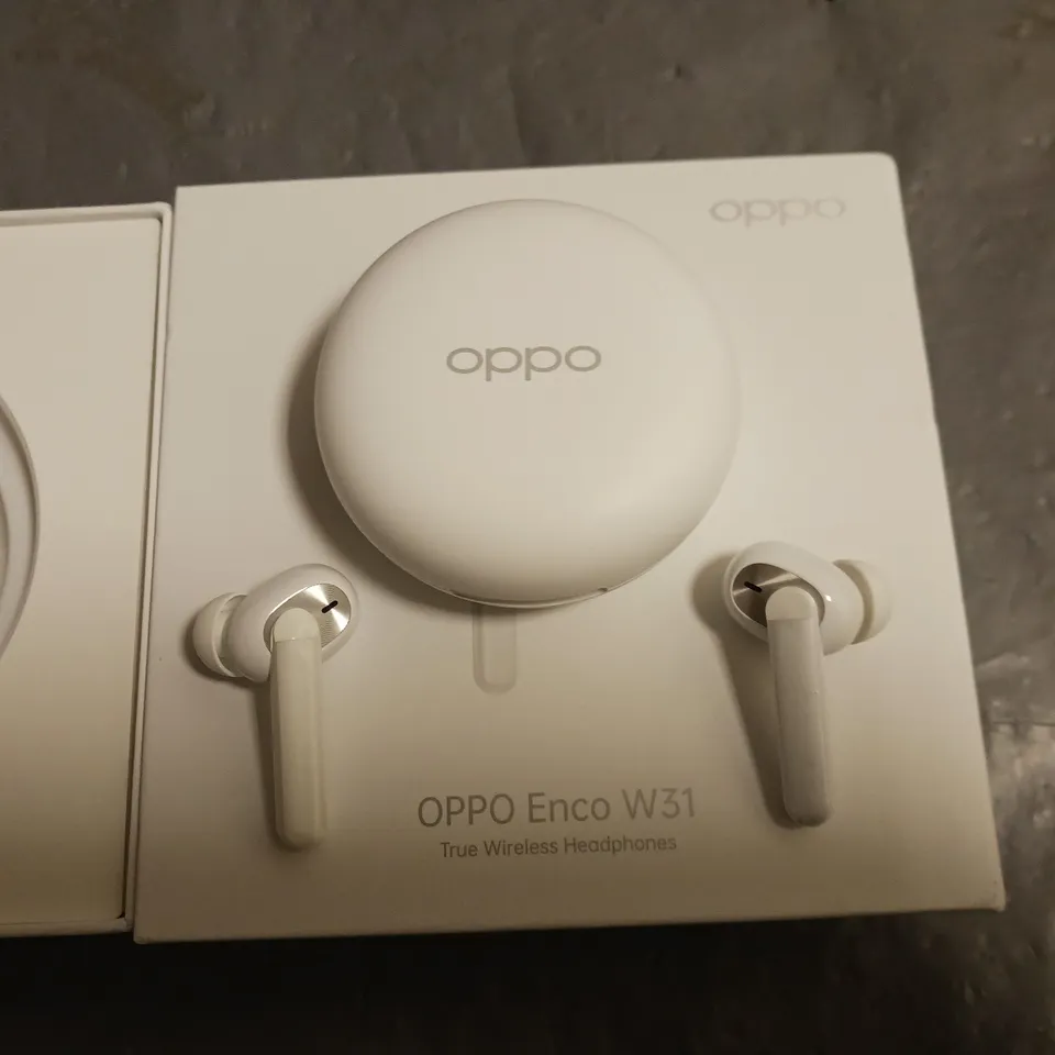 BOXED OPPO ENCO W31 TRUE WIRELESS HEADPHONES