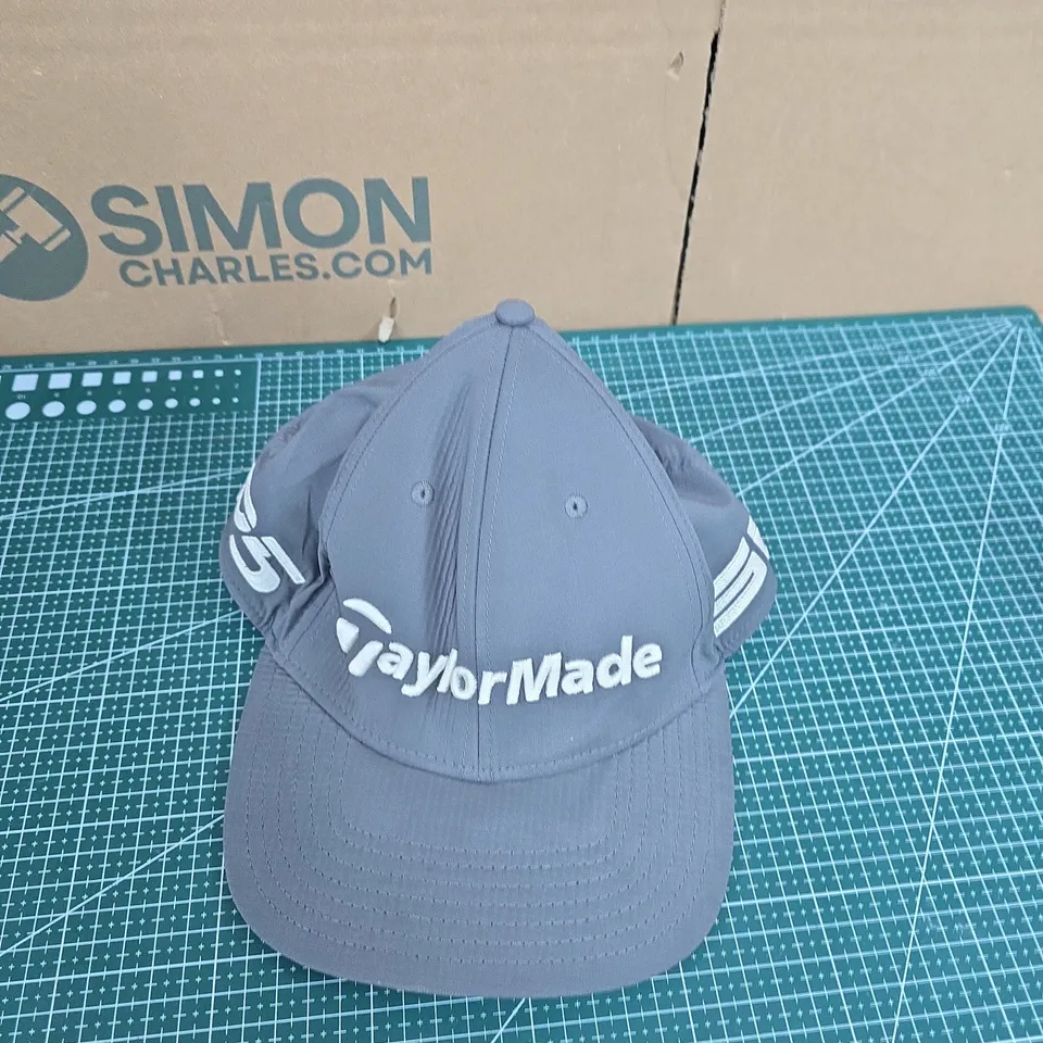 TAYLORMADE BASEBALL CAP – ONE SIZE FITS ALL