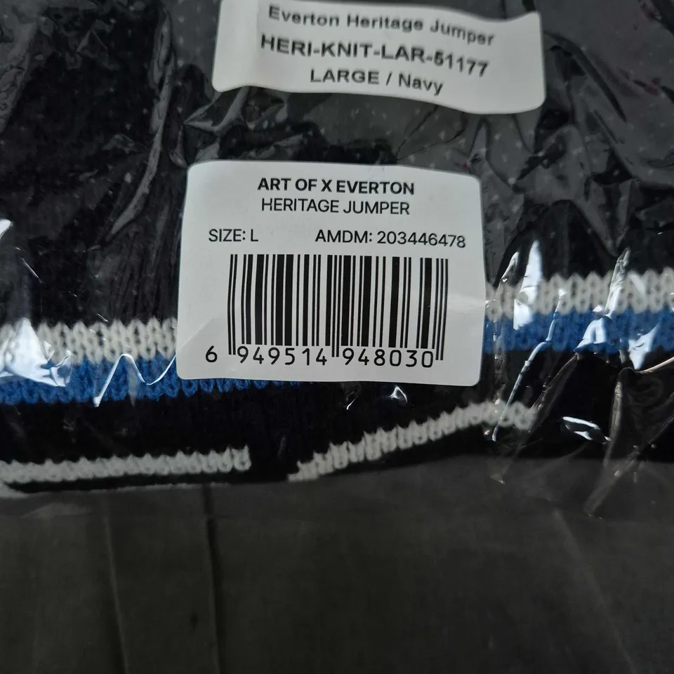 BAGGED ART OF X EVERTON HERITAGE JUMPER – NAVY, LARGE