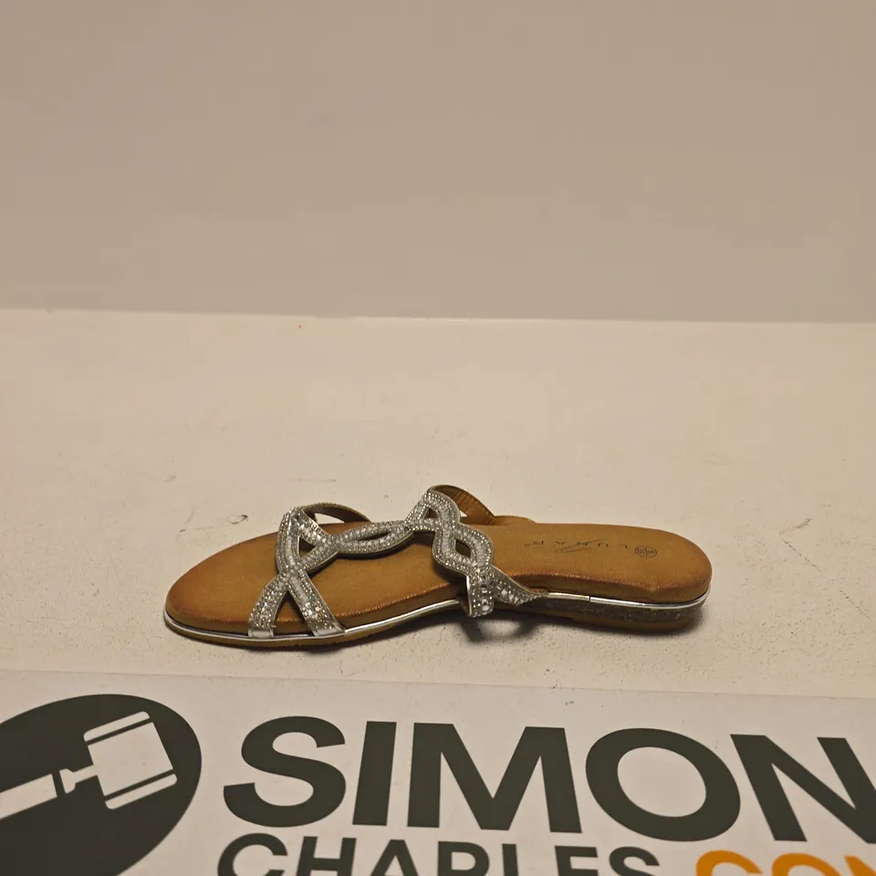 LUNAR WOMEN'S SANDALS WITH CRISS-CROSS CRYSTAL STRAPS – SILVER SIZE UK 6