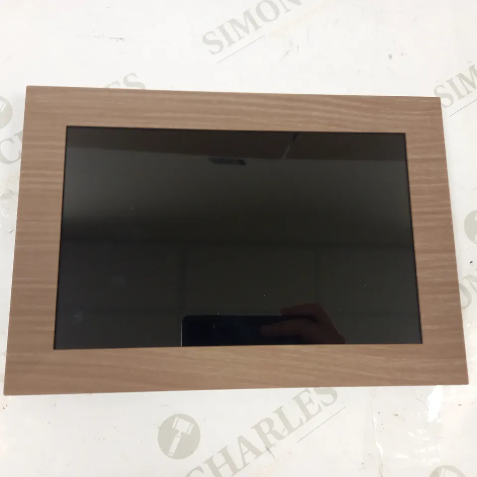 FRAMEO 10.1" DIGITAL WI-FI CLOUD FRAME