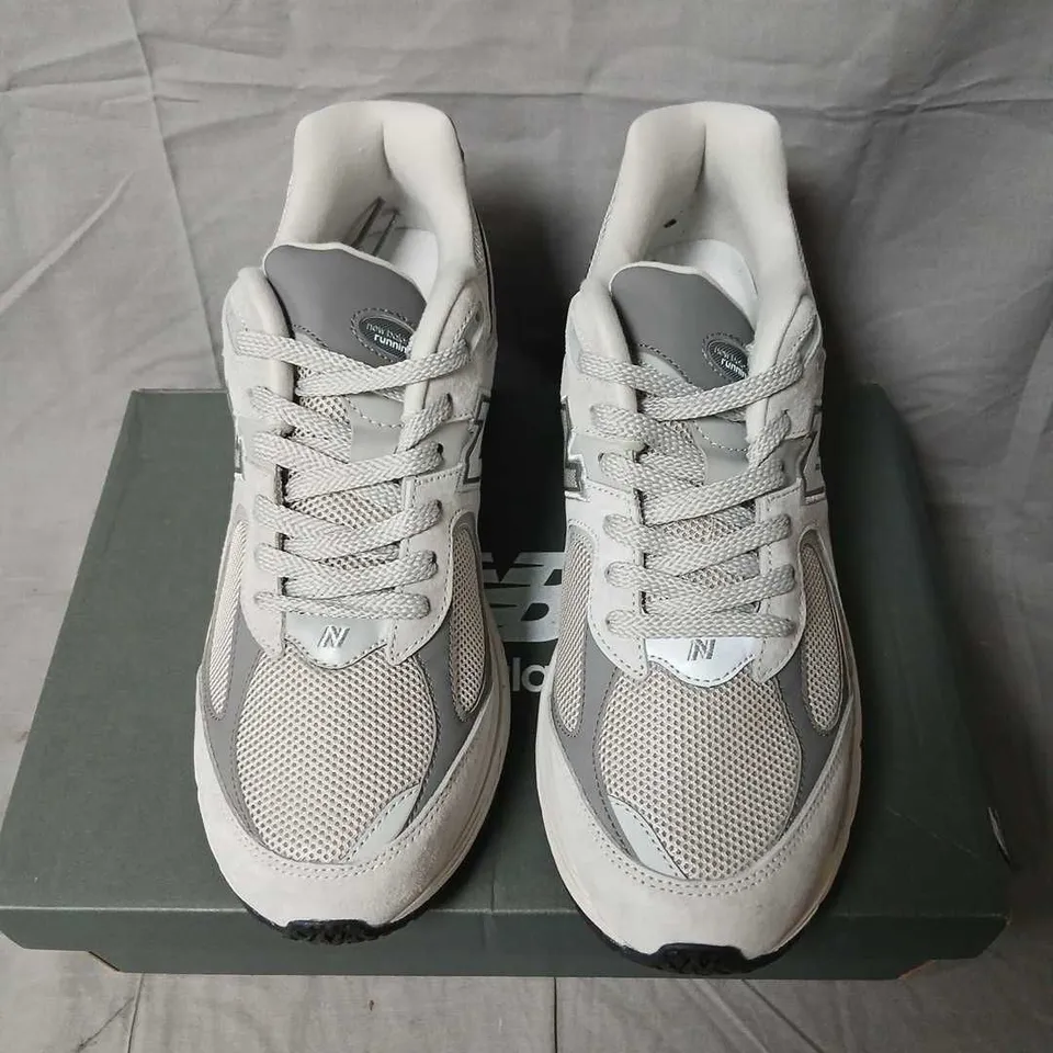 NEW BALANCE ML2002RO 2002R SNEAKERS – MEN’S, US 10.5 / UK 10