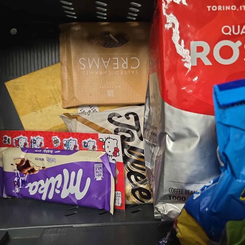 APPROXIMATELY 10 ASSORTED FOOD ITEMS TO INCLUDE - LAVAZZA ROSSA COFFEE BEANS , GALAXY CHOCOLATE ETC