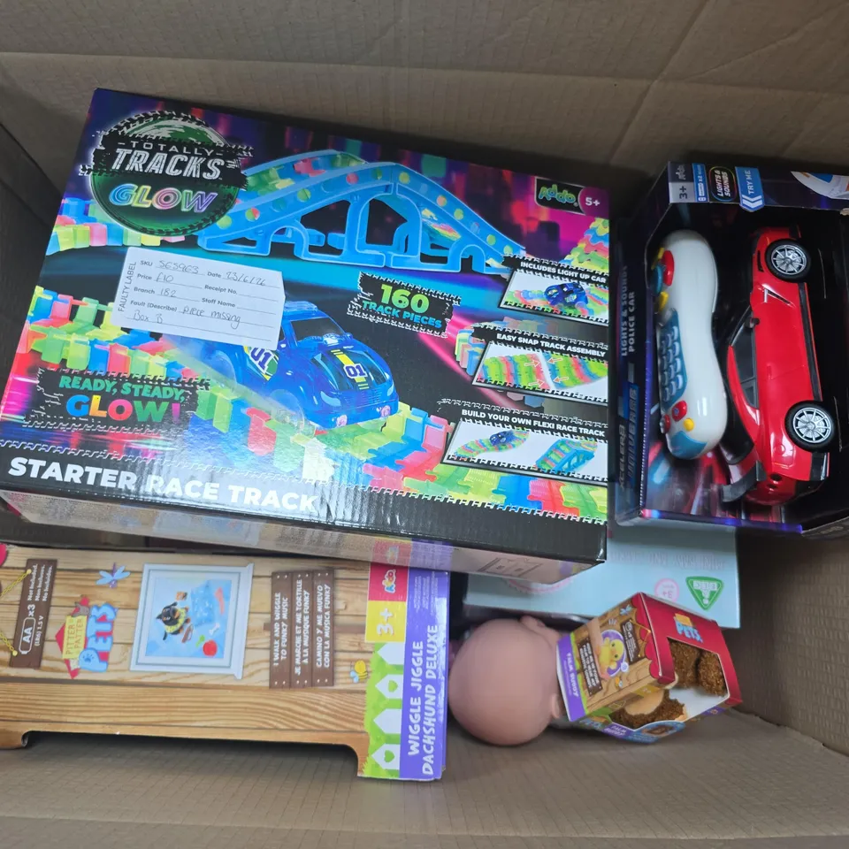 APPROXIMATELY 10 ASSORTED TOYS & GAMES PRODUCTS TO INCLUDE CUP CAKE MINI BABY AND CARRIER, XCELER8, TOTALLY TRACKS GLOW STARTER RACE TRACK, ETC