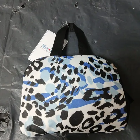MIA TUI OXFORD PACKABLE BACKPACK - BLUE AND WHITE