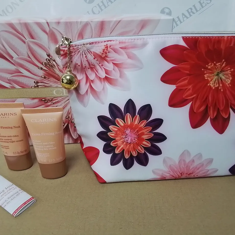 CLARINS EXTRA-FIRMING 15ML DAY & NIGHT CREAMS WITH MAKE UP BAG