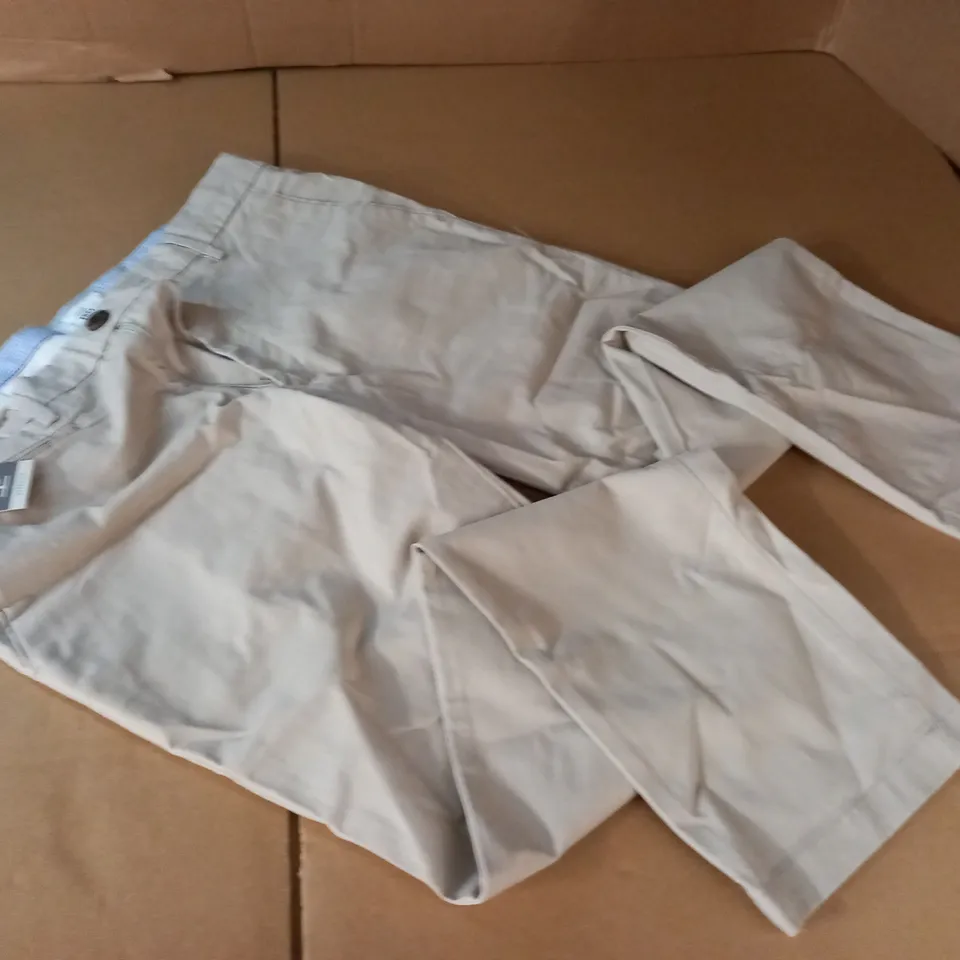 MOSS CASUAL TROUSERS IN STONE - 32S