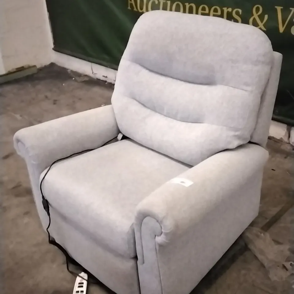 QUALITY BRITISH DESIGNED & MANUFACTURED G PLAN HOLMES DUAL ELEVATE ARMCHAIR PIERO SILVER FABRIC