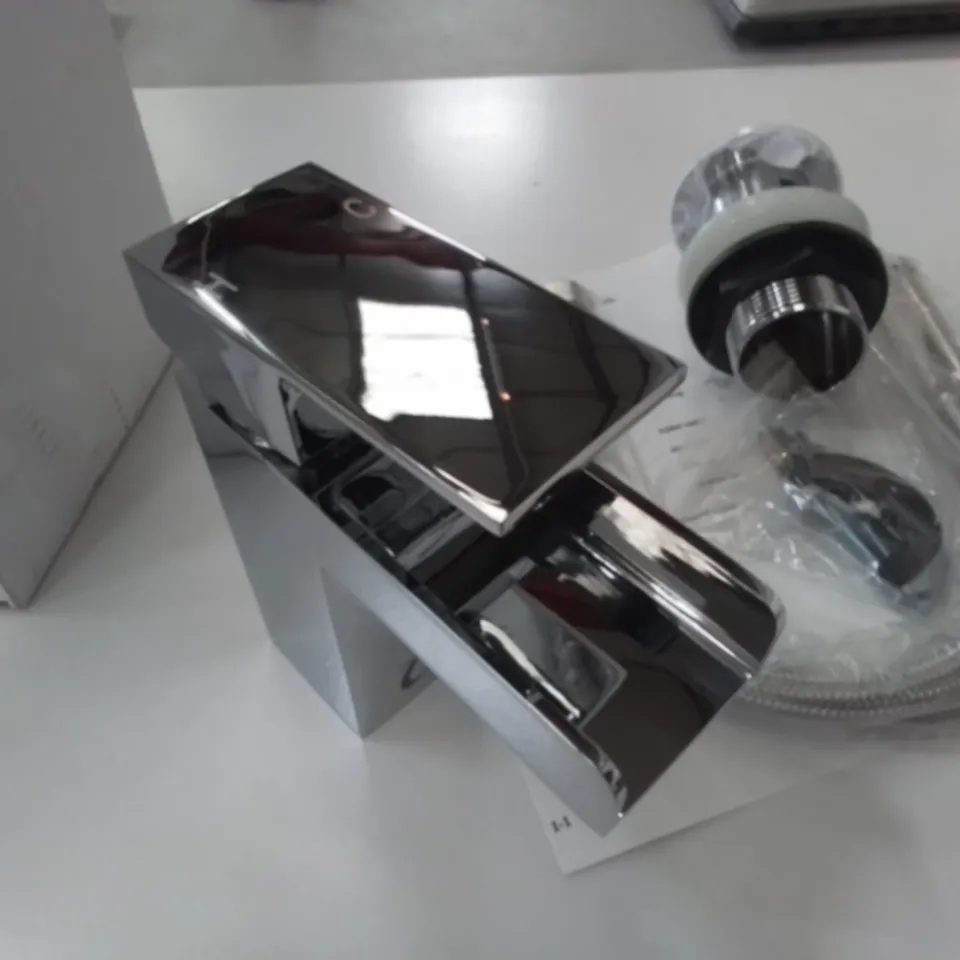 BOXED AS NEW VELDEAU BALME MONOBLOCK BASIN TAP IN CHROME