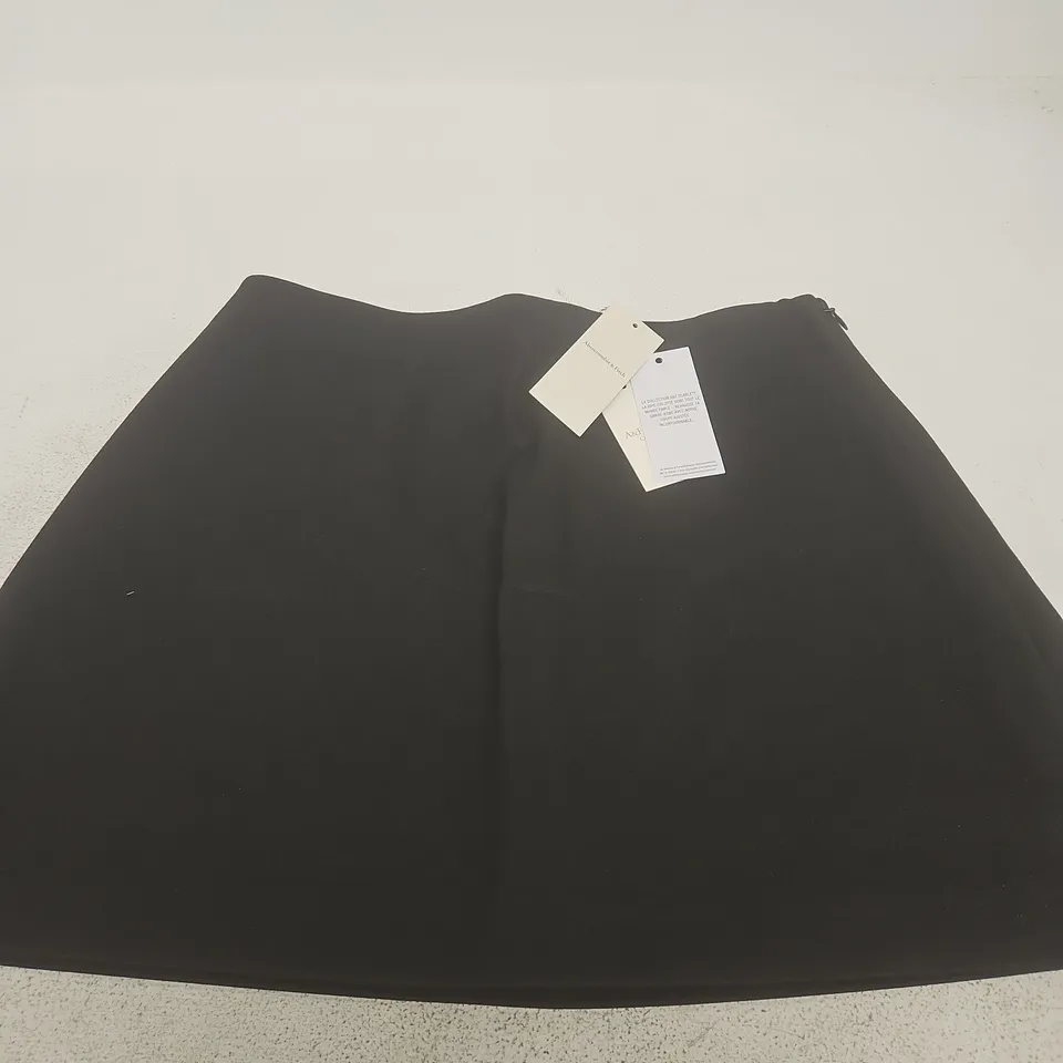 ABERCROMBIE & FITCH BLACK WOMEN'S SKIRT – S