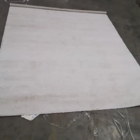 QUALITY DESIGNER AREA RUG - APPROXIMATELY 305X236CM