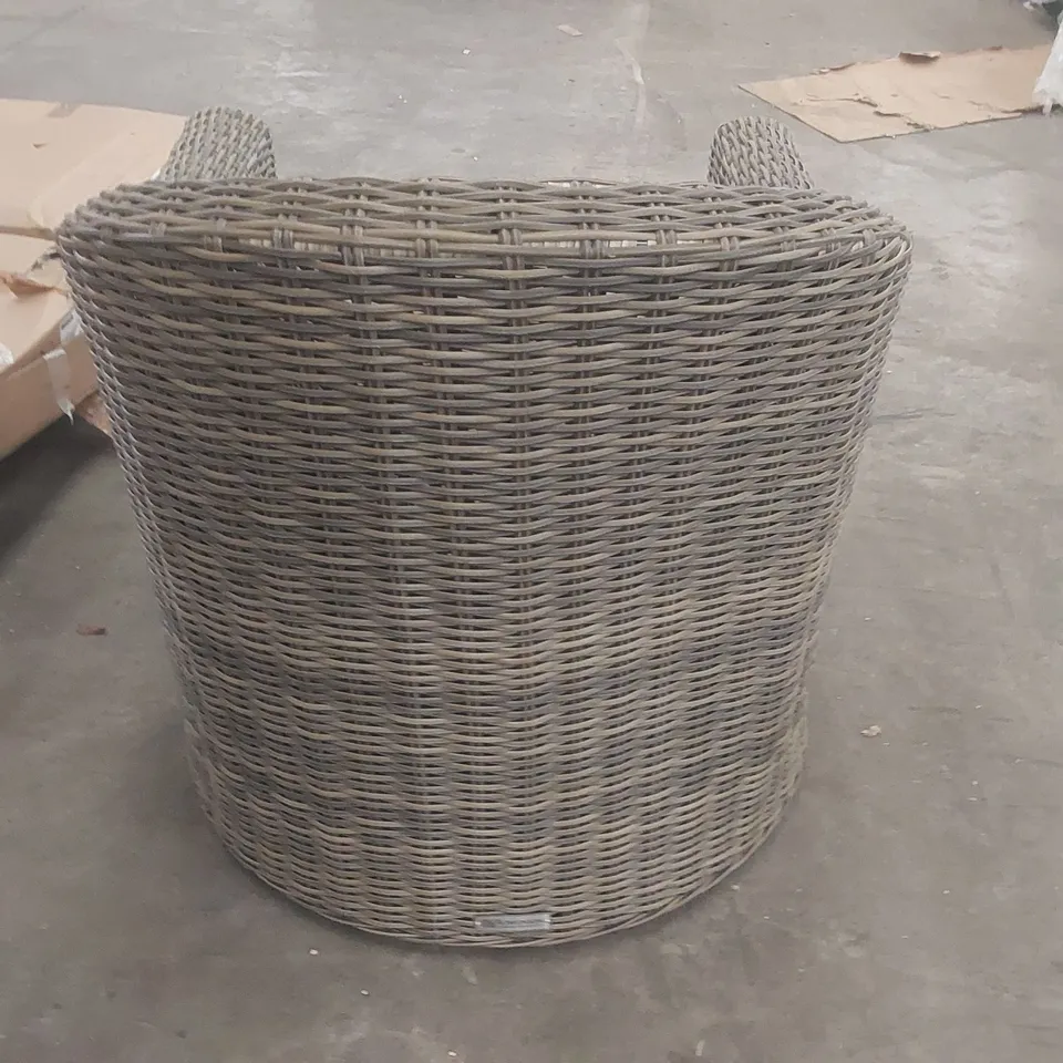 GARDEN RATTAN CHAIR WITH NO CUSHIONS