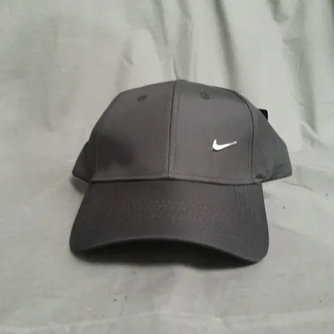 NIKE BLACK CAP 