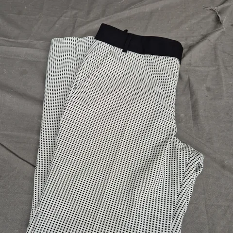 FRENCH CONNECTION LADIES TROUSERS - BLACK AND WHITE - SIZE 10