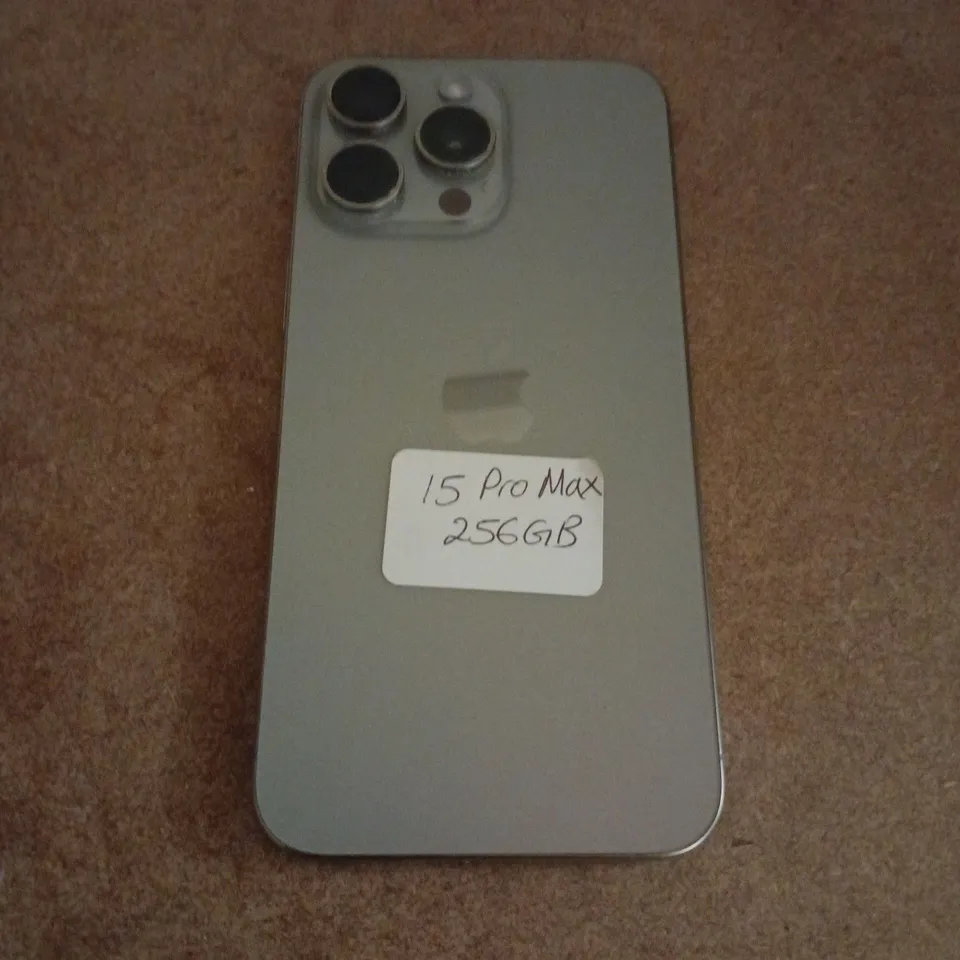 APPLE IPHONE 15 PRO MAX