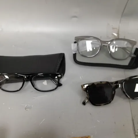 HUMMINGBIRD SUNGLASSES AND 2 READING GLASSES 2