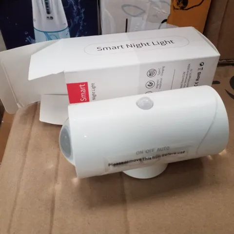 SET OF 2 BOXED SMART NIGHT LIGHTS