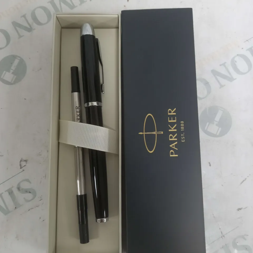 PARKER PEN SET 